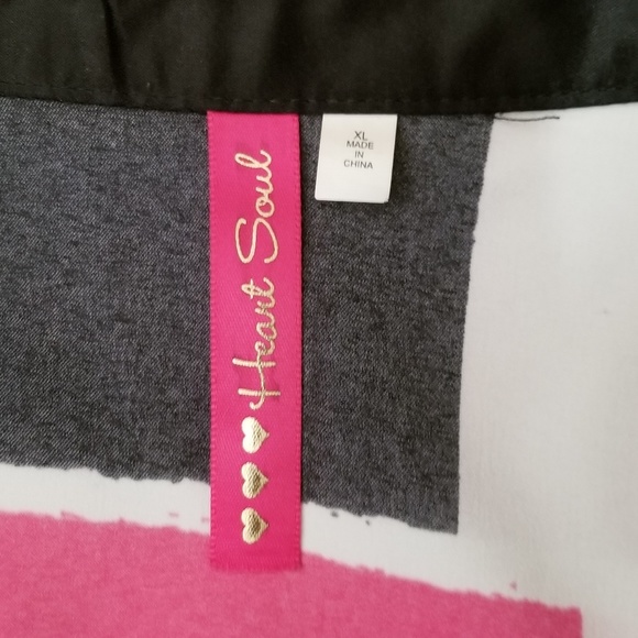 Retro Style Belted Top - Picture 5 of 5